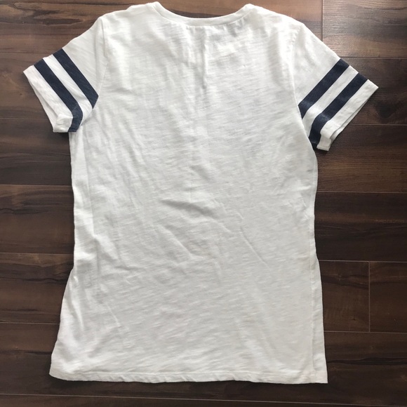 GUC bundle of Gap women’s short sleeved tees - Picture 4 of 13